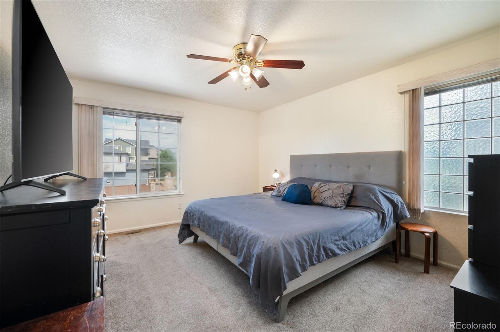 4819 Halifax Way Denver CO 80249