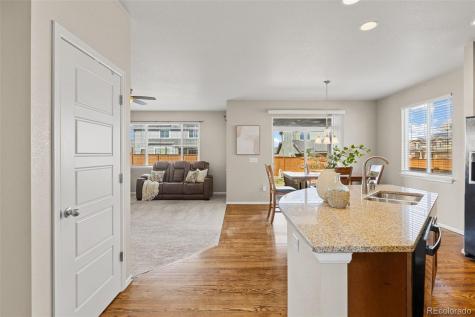 163 N Jamestown Way Aurora CO 80018