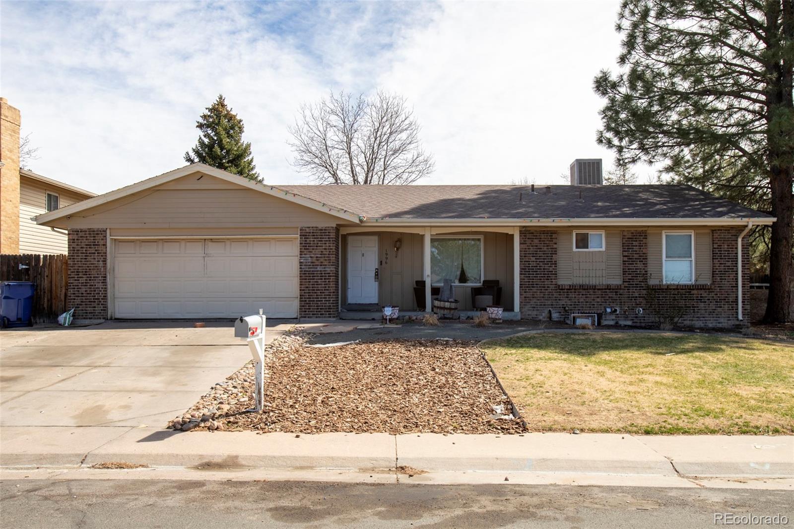 1996 S Olathe Street Aurora CO 80013
