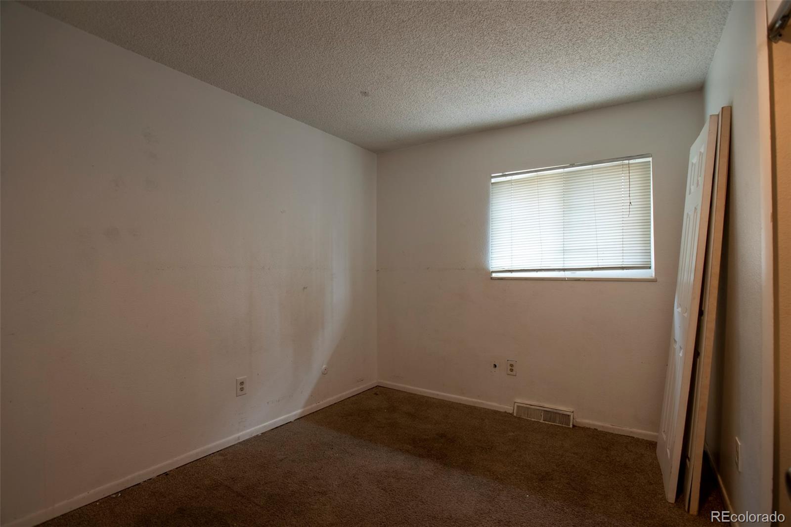 1996 S Olathe Street Aurora CO 80013