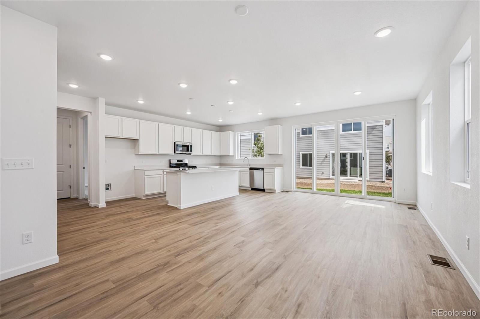 6596 N Nepal Street Aurora CO 80019