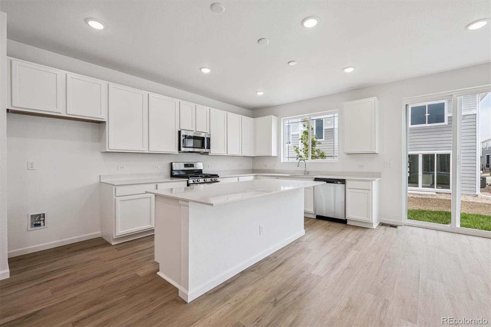 6596 N Nepal Street Aurora CO 80019