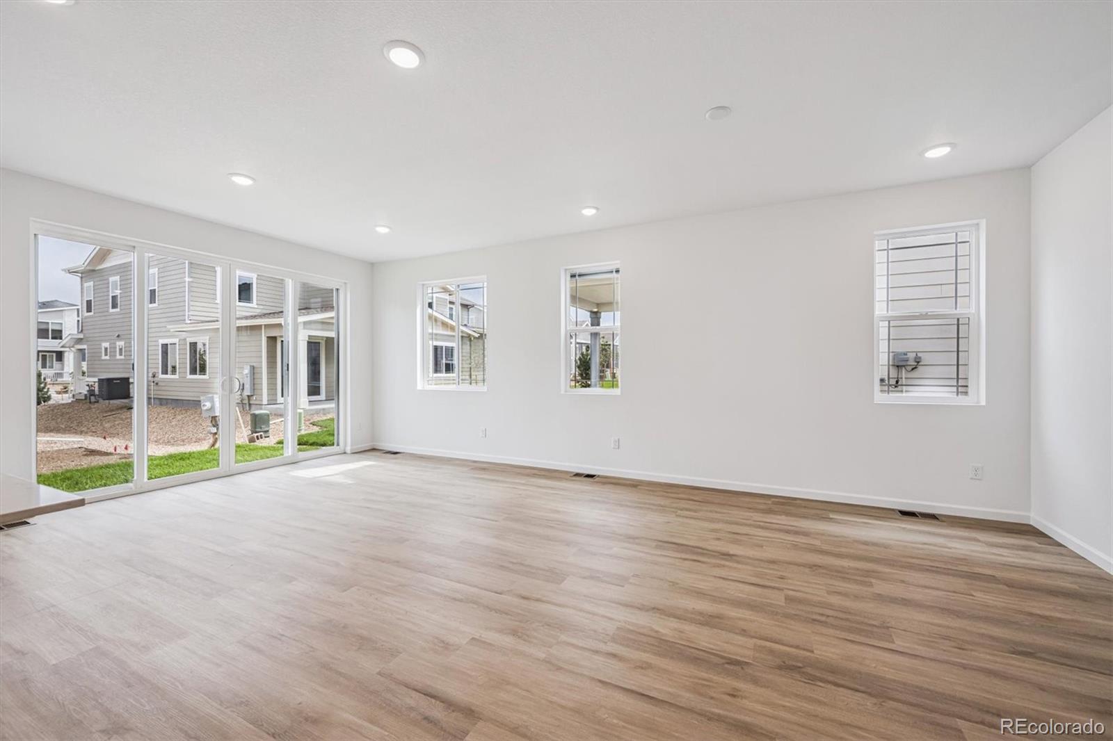 6596 N Nepal Street Aurora CO 80019