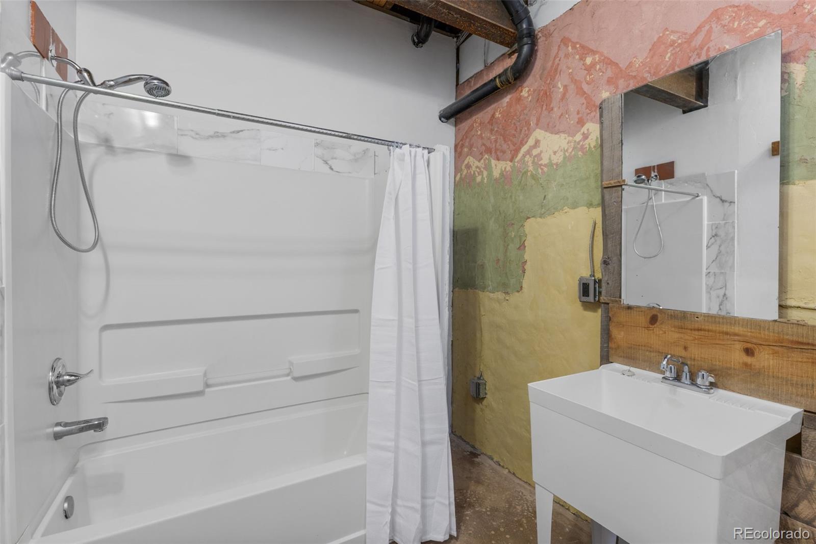 447 N Main Street Alma CO 80420