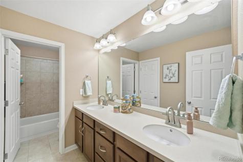 25690 E Hoover Place Aurora CO 80016