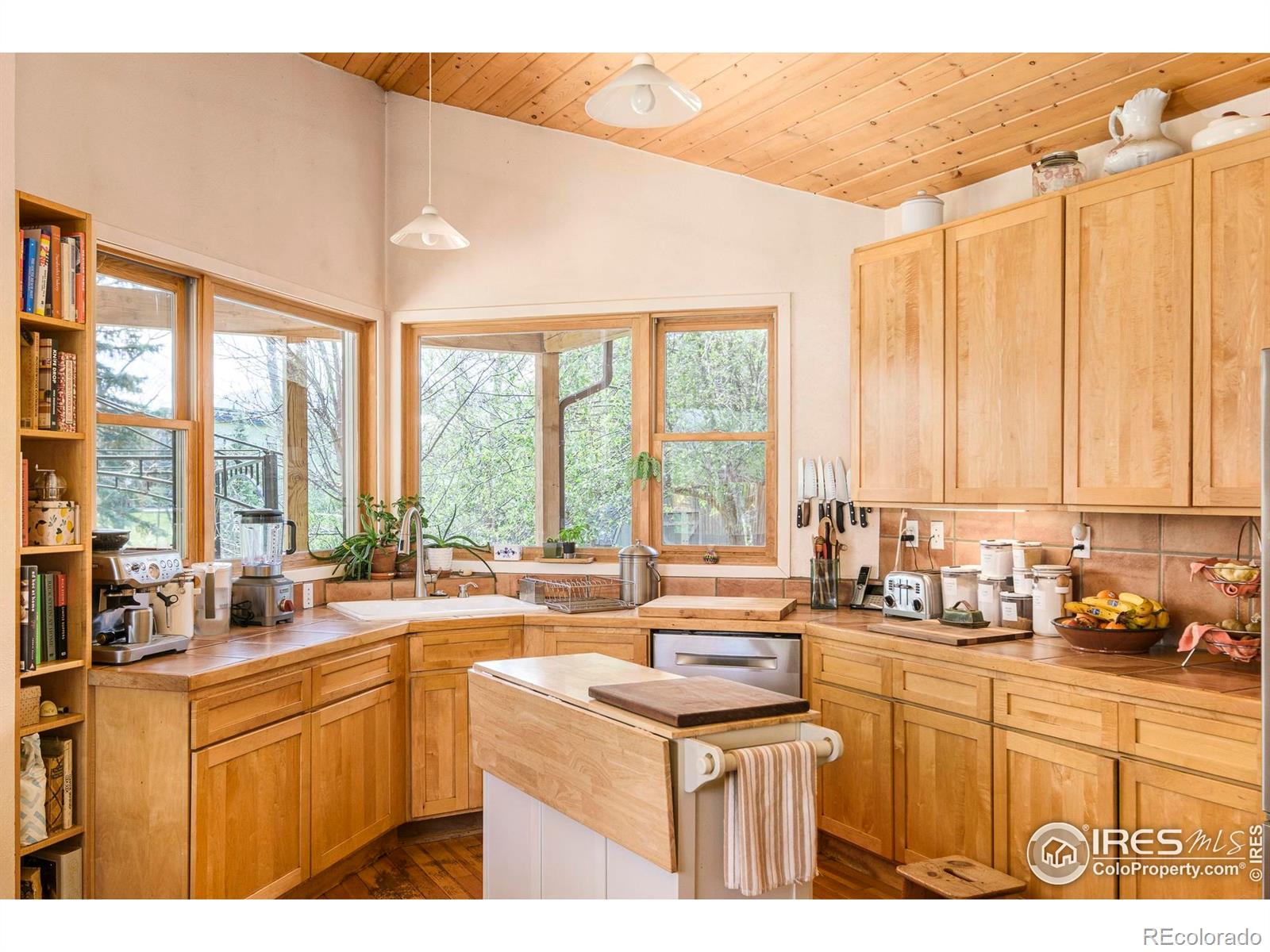 1800 Sumac Avenue Boulder CO 80304