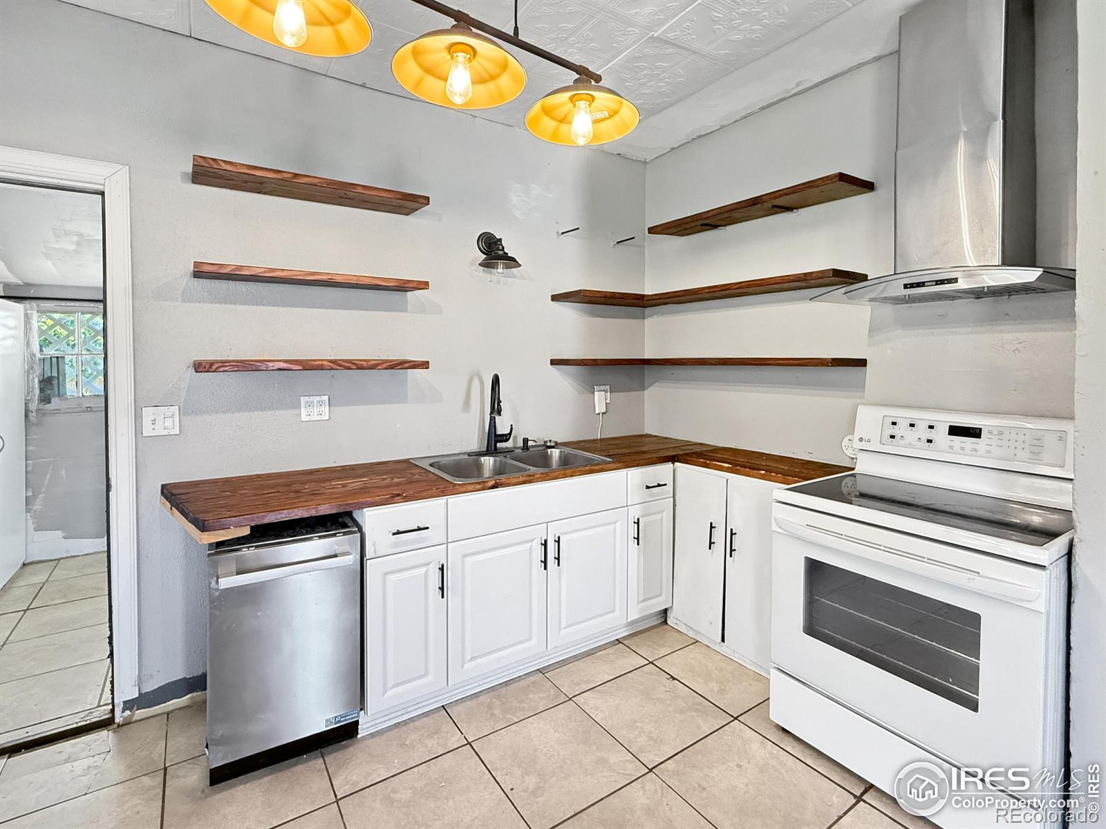 605 S Utah Avenue Haxtun CO 80731