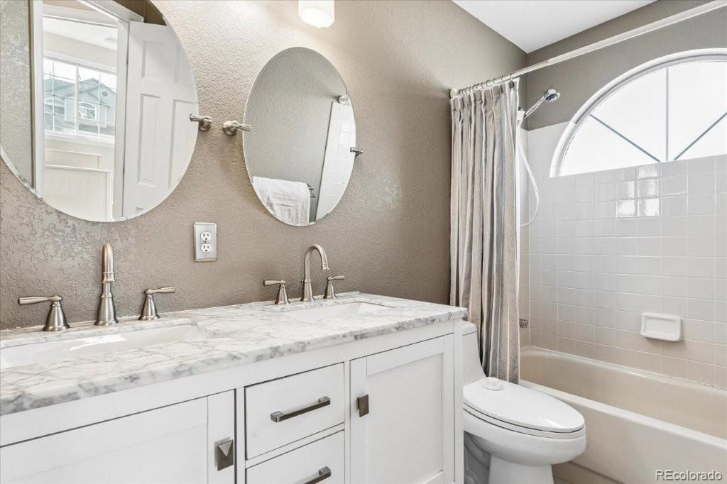 7459 La Quinta Place Lone Tree CO 80124