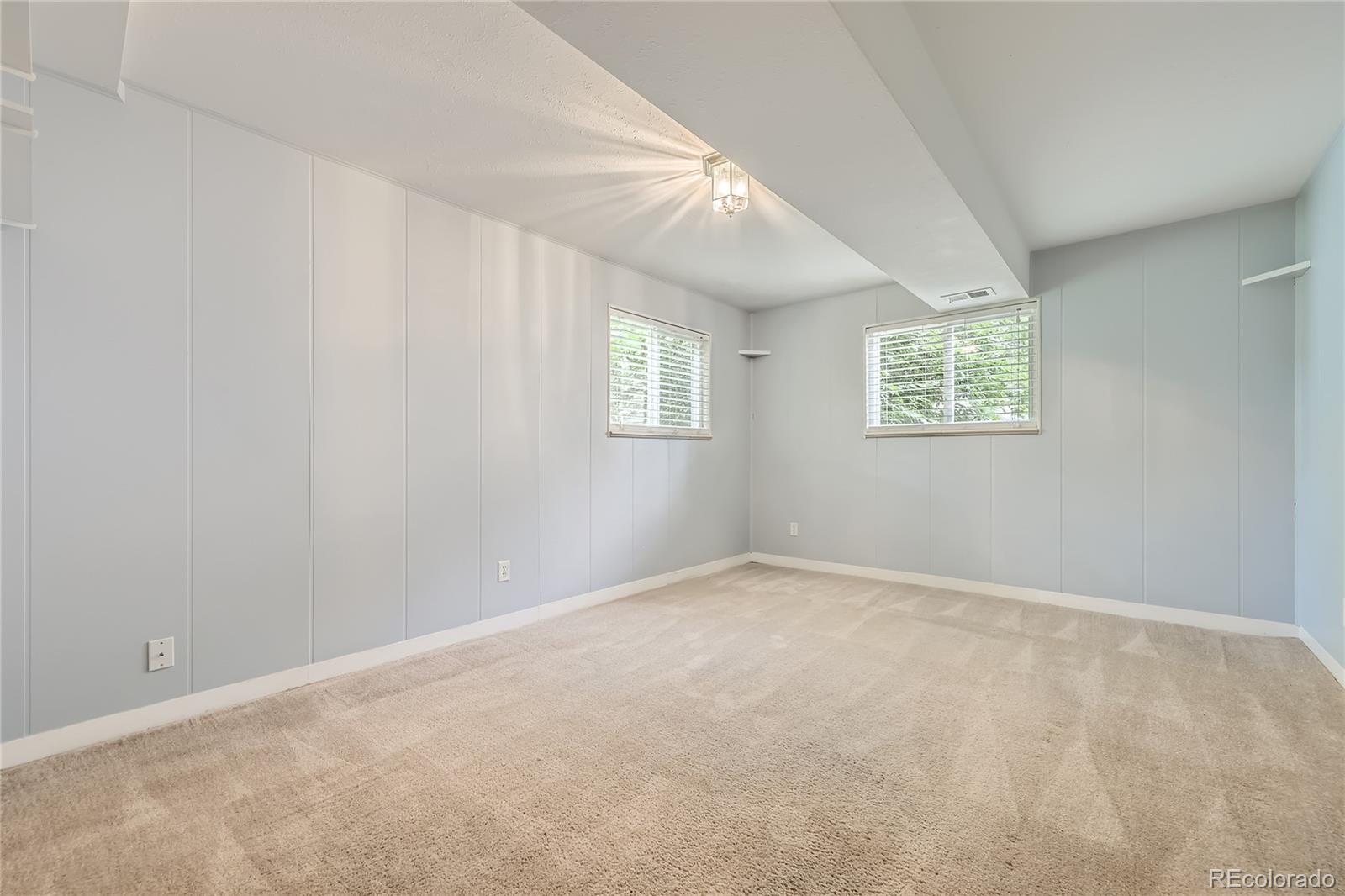 1497 S Oakland Street Aurora CO 80012