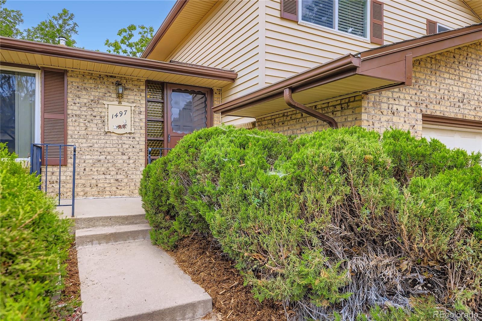 1497 S Oakland Street Aurora CO 80012