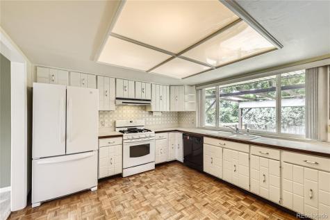 1497 S Oakland Street Aurora CO 80012