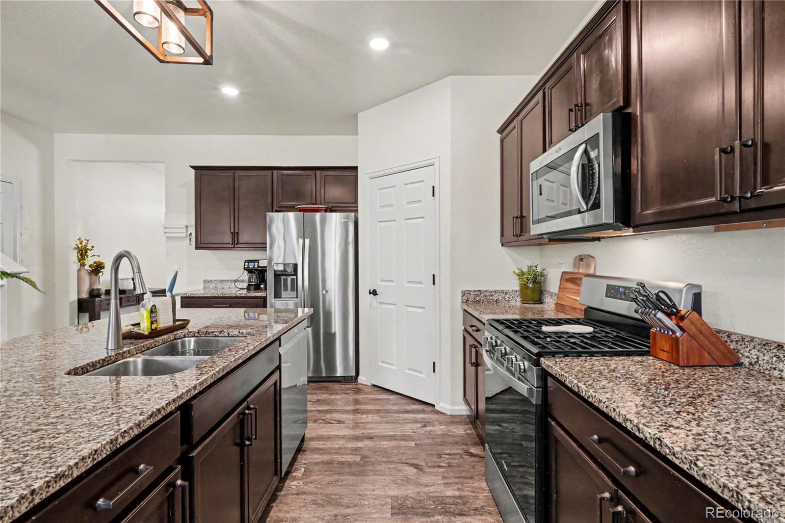 4452 S Ukraine Court Aurora CO 80015