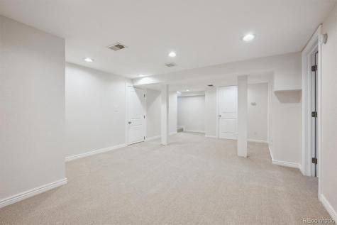 2285 Fulton Street Aurora CO 80010