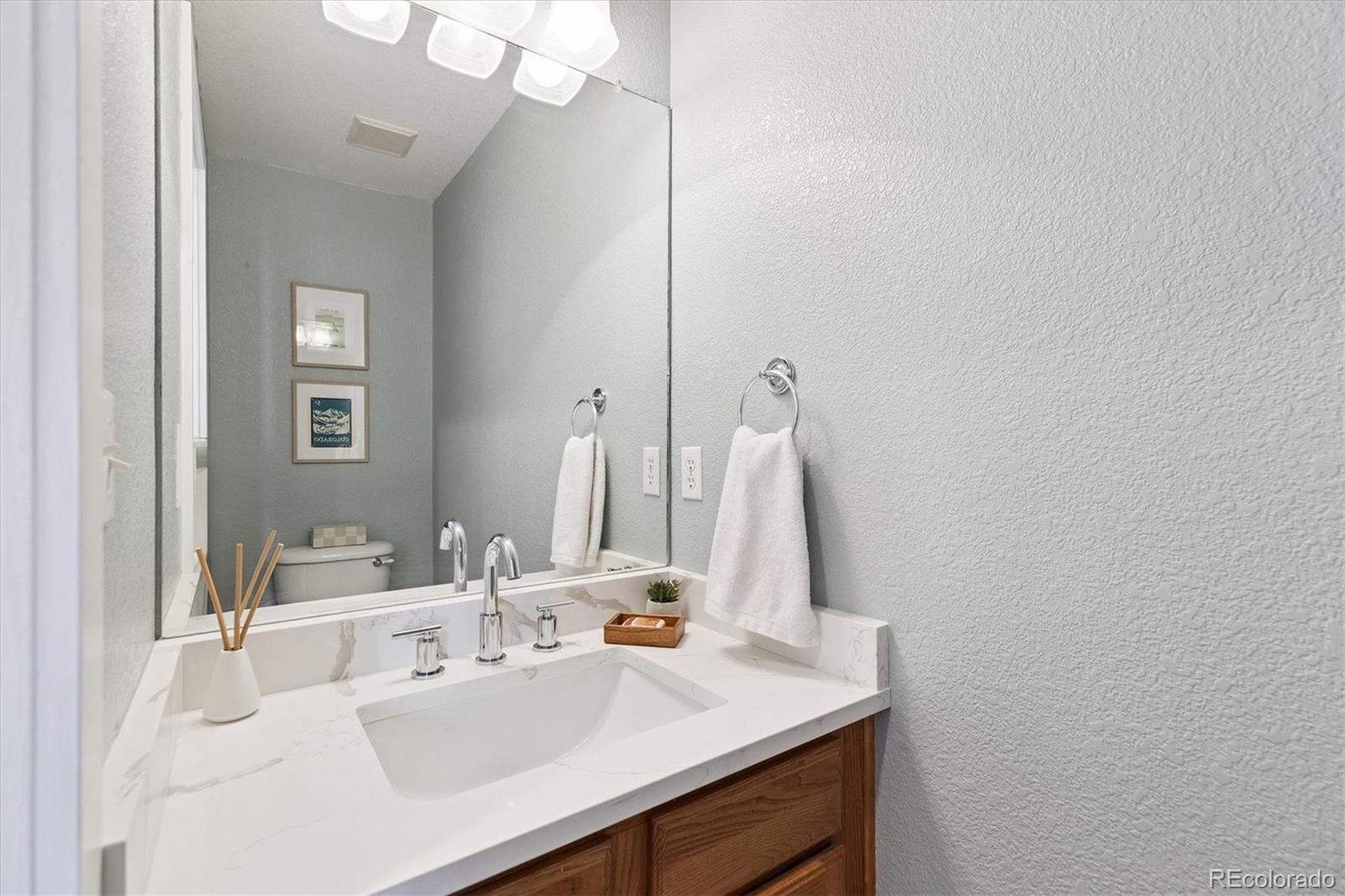 6900 S Algonquian Court Aurora CO 80016