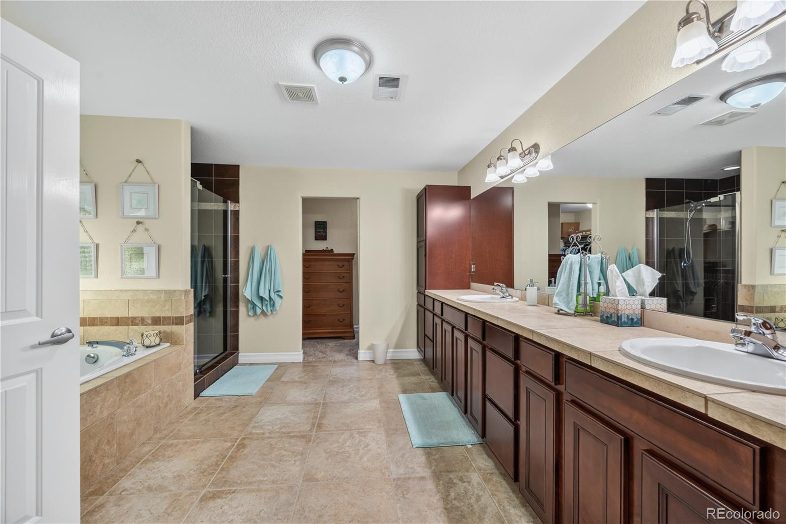 10281 Foxfire Street Longmont CO 80504