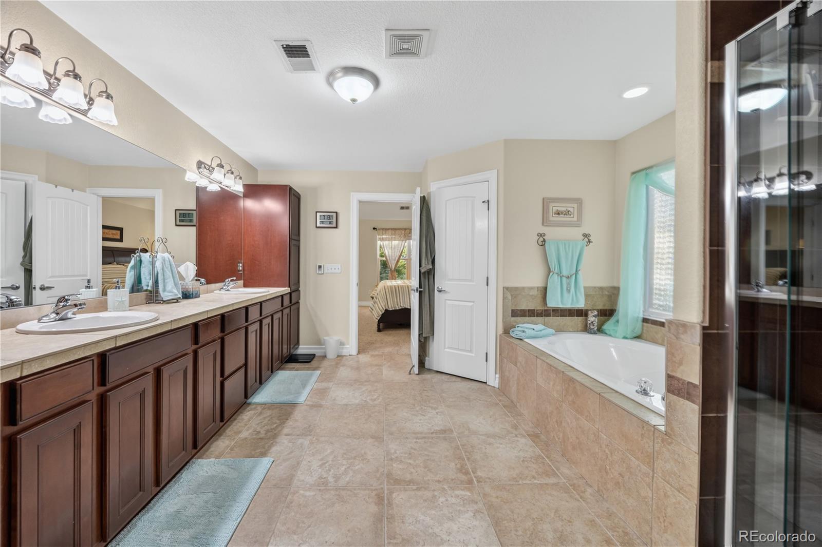 10281 Foxfire Street Longmont CO 80504