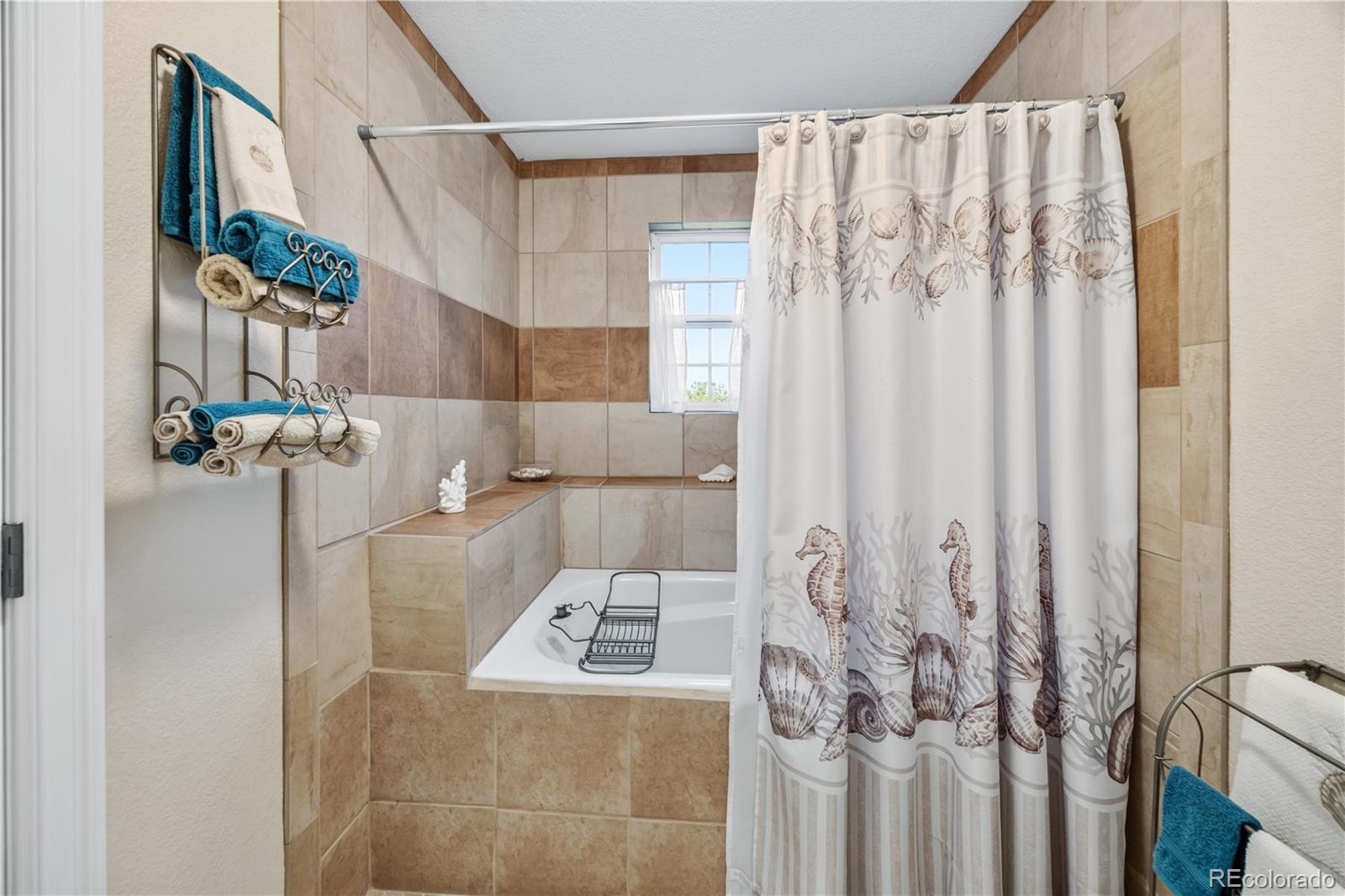 10281 Foxfire Street Longmont CO 80504