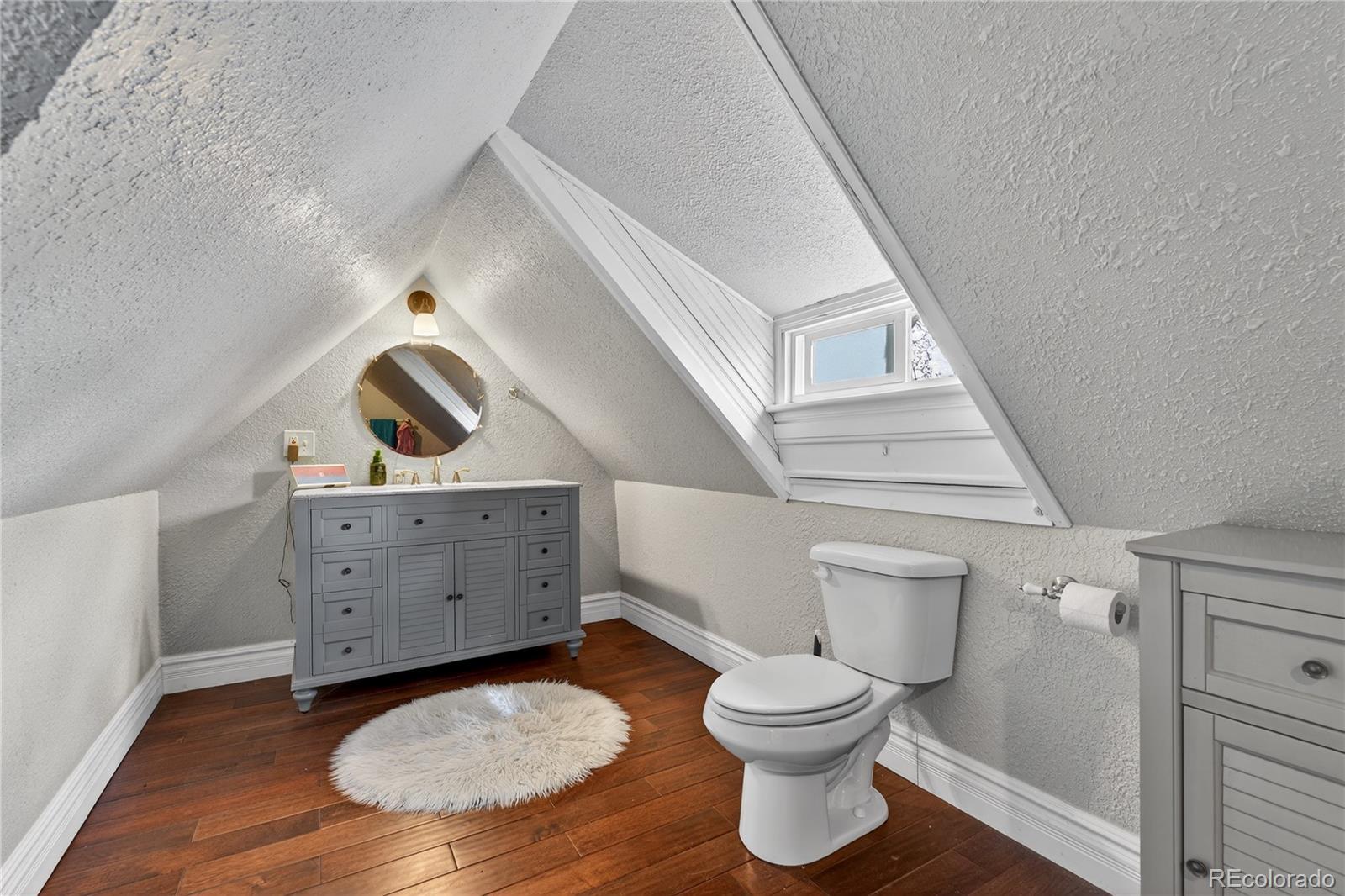 1160 York Street Denver CO 80206
