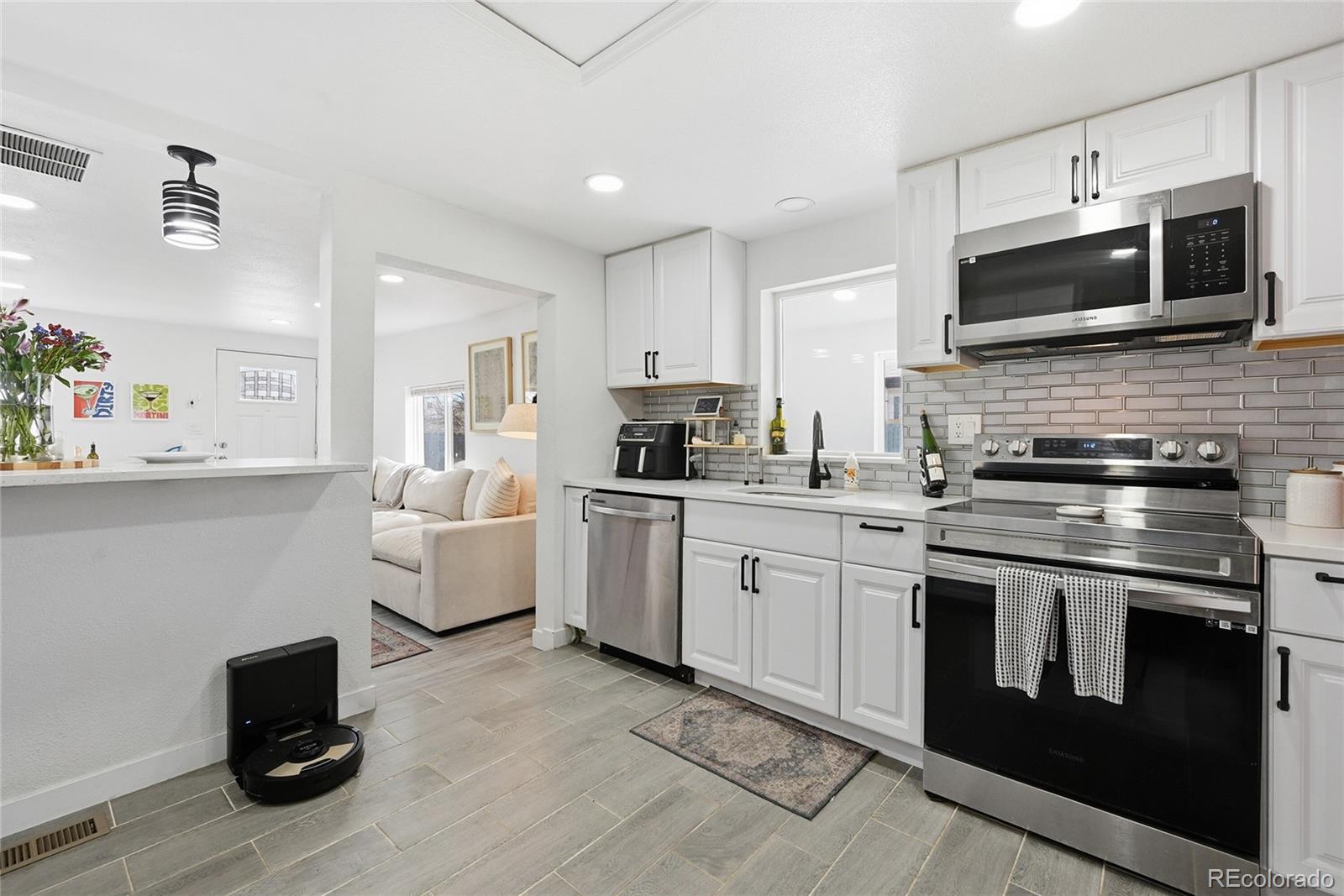 61 S Julian Street Denver CO 80219
