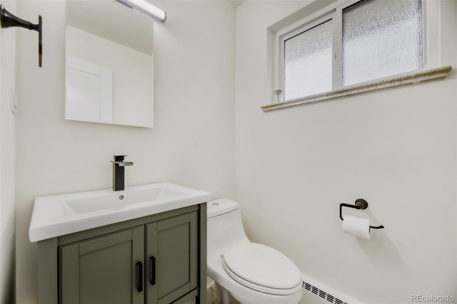 3843 S Elm Street Denver CO 80237
