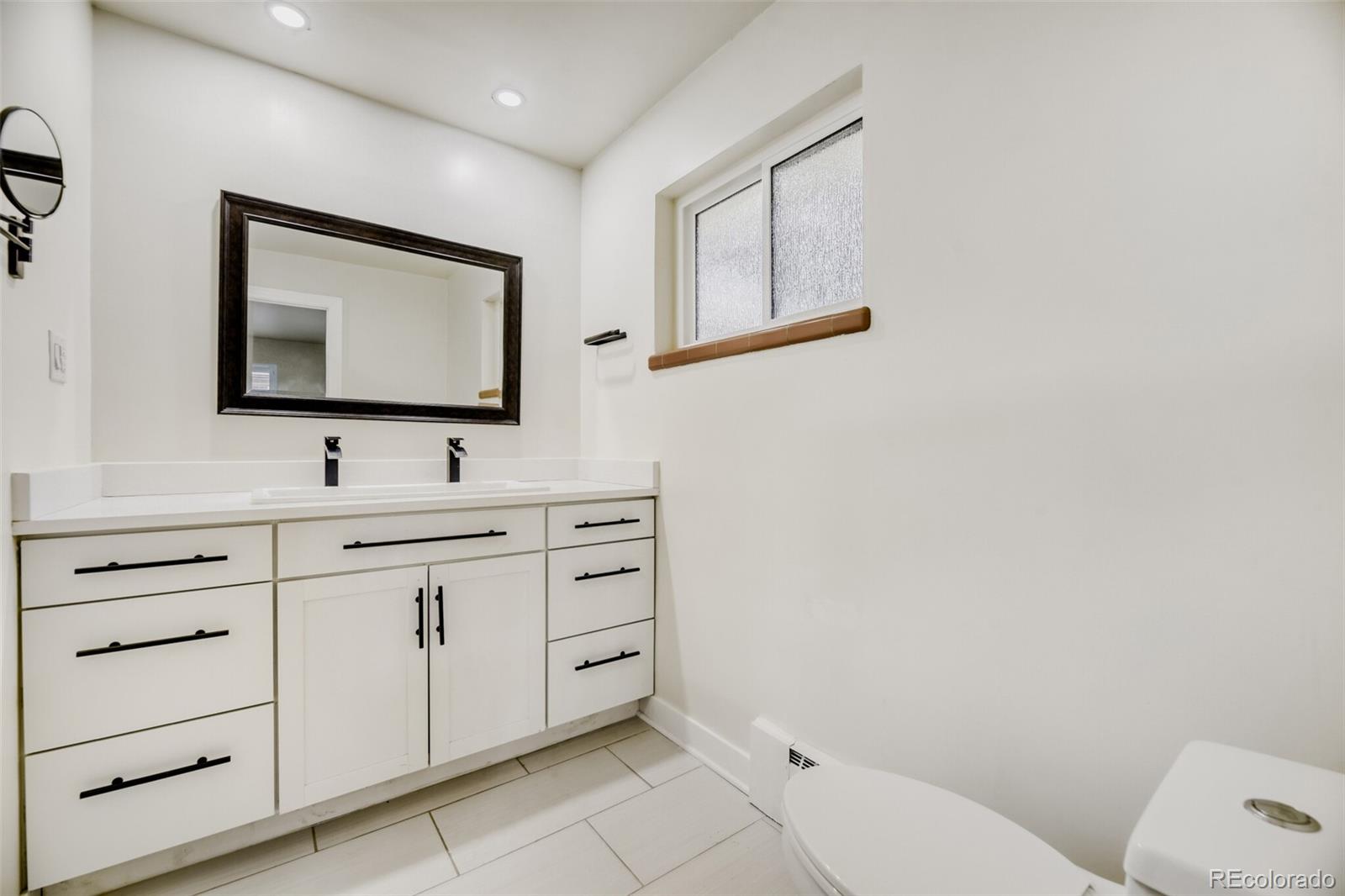 3843 S Elm Street Denver CO 80237