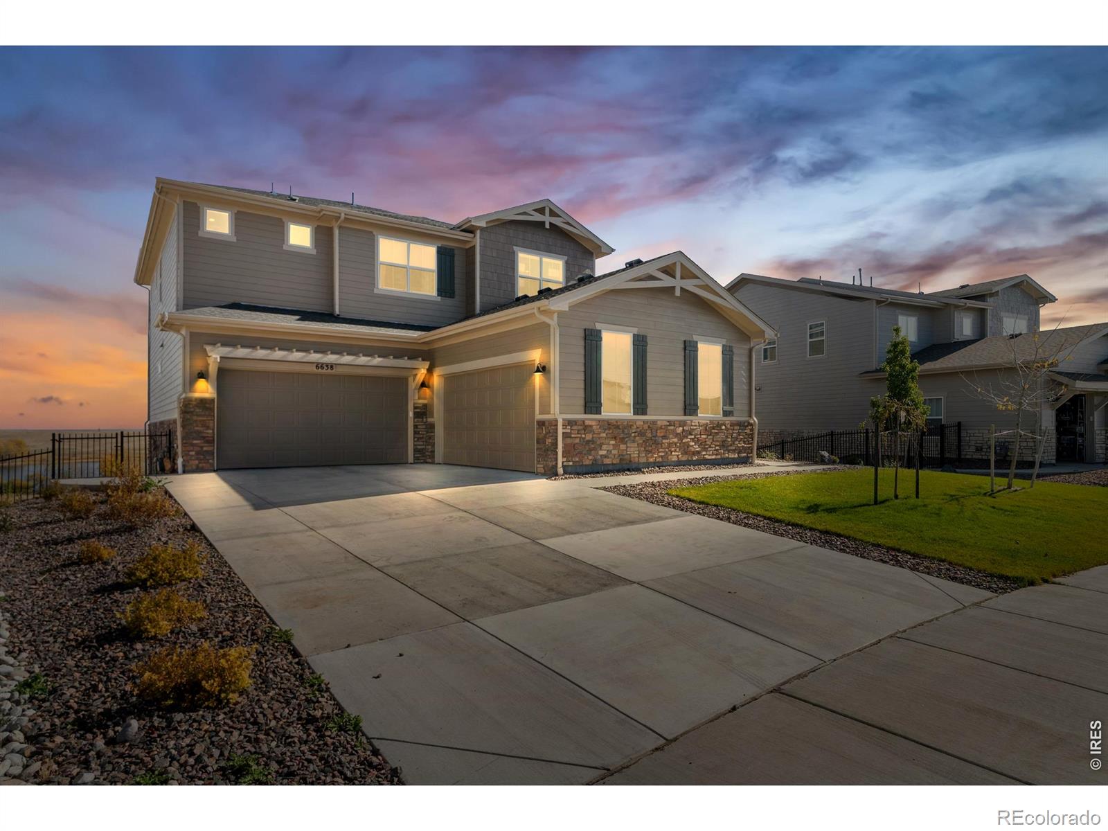 6638 S White Crow Court Aurora CO 80016