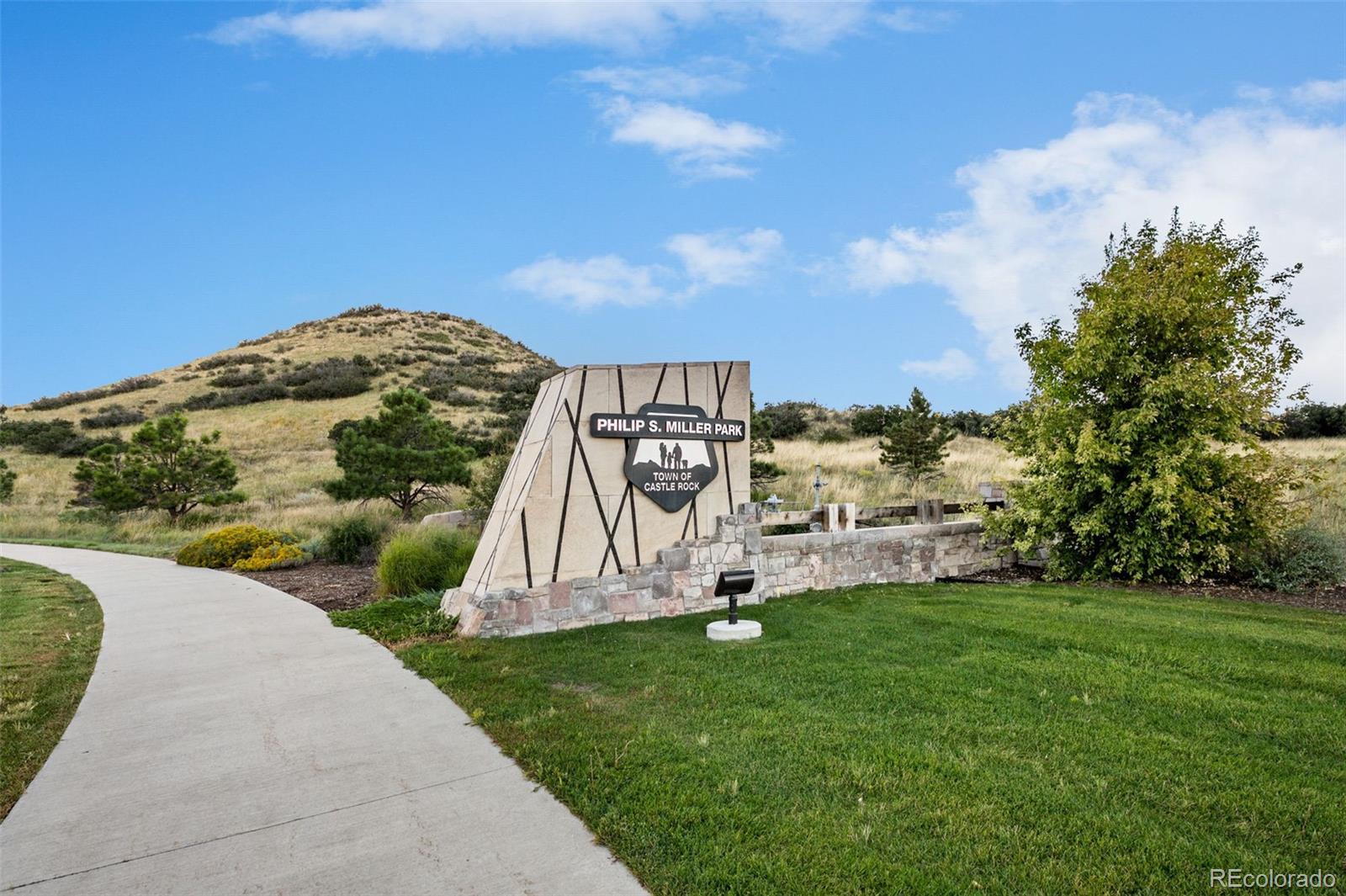 2414 Leafdale Circle Castle Rock CO 80109