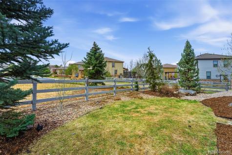 2662 Gray Wolf Loop Broomfield CO 80023