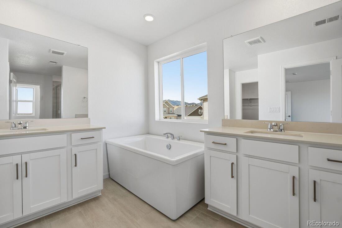 16647 W 92nd Place Arvada CO 80007