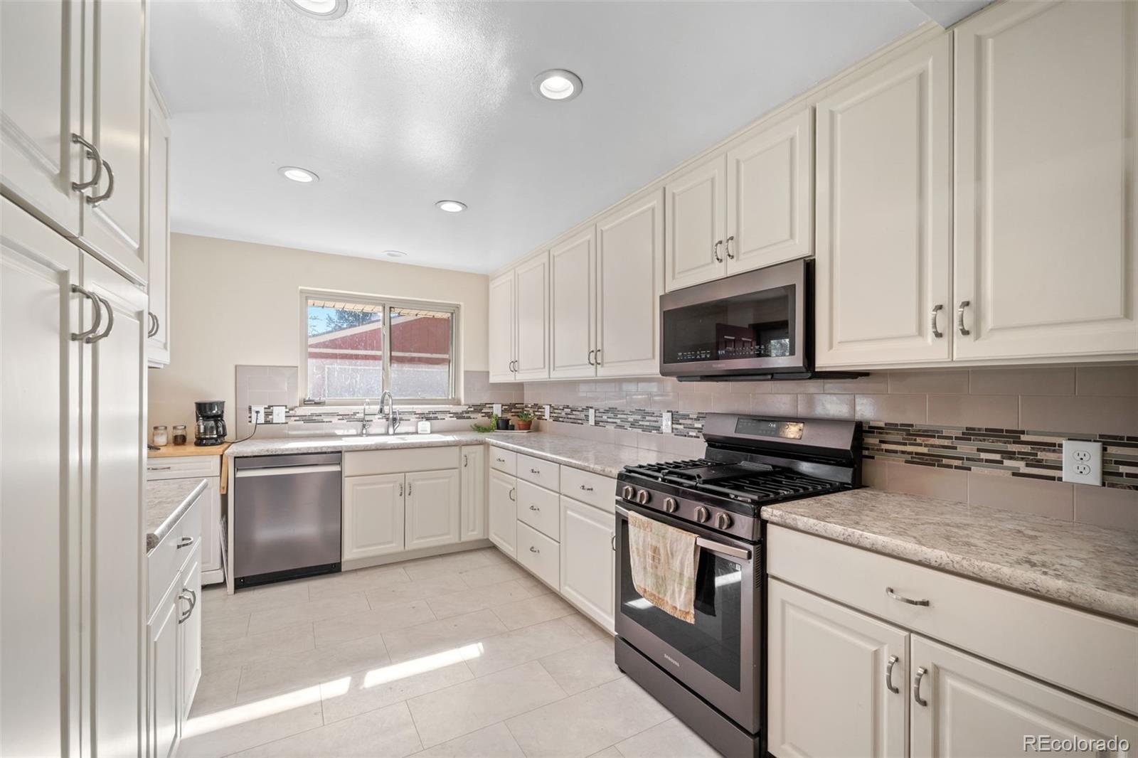 5620 Cody Street Arvada CO 80002