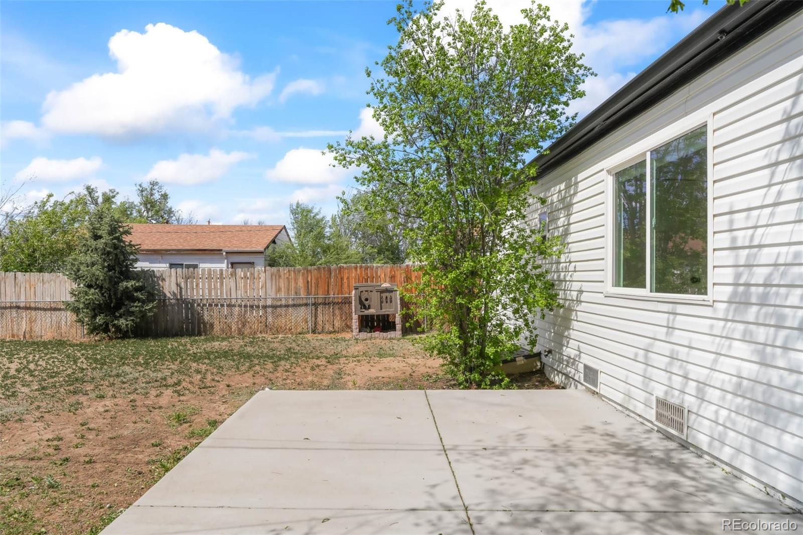 1213 Jamaica Street Aurora CO 80010