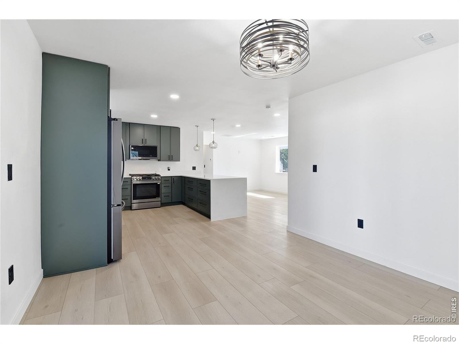 1431 S Glencoe Street Denver CO 80222