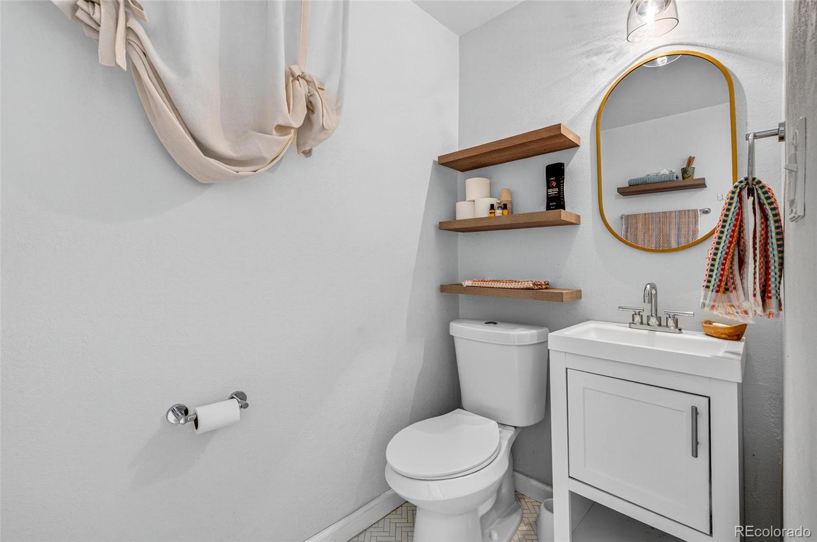 8557 W 68th Avenue Arvada CO 80004