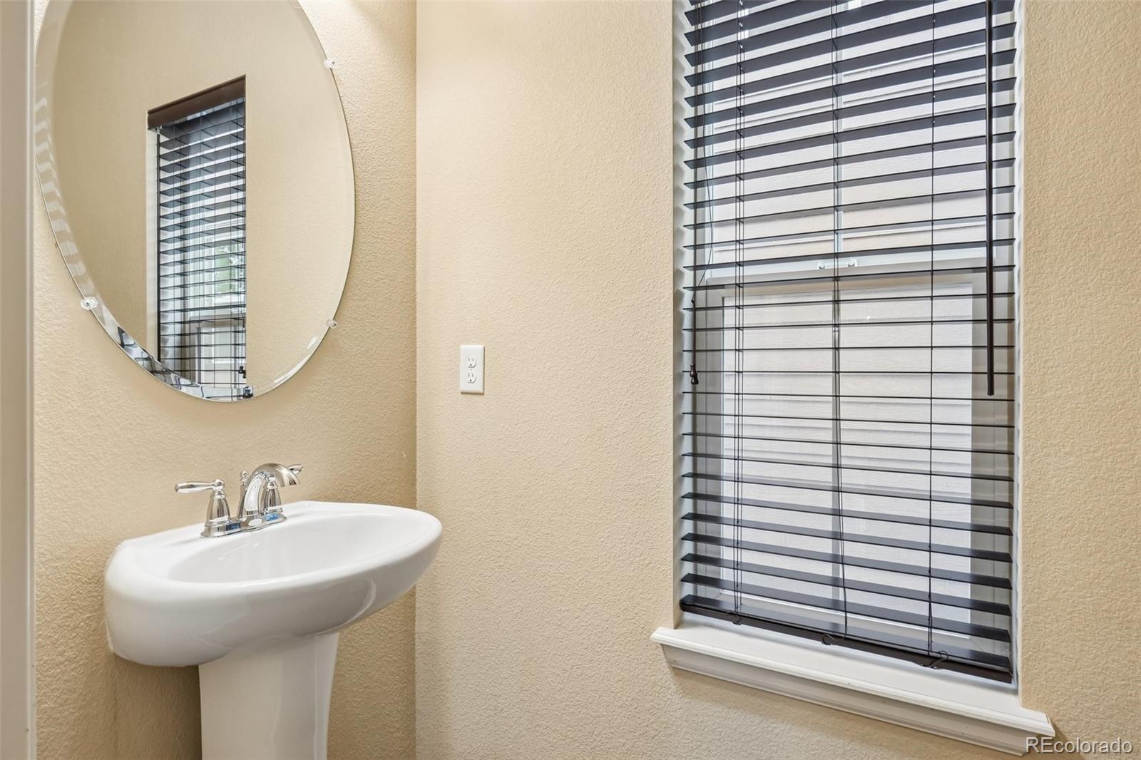 16757 Compass Way Broomfield CO 80023