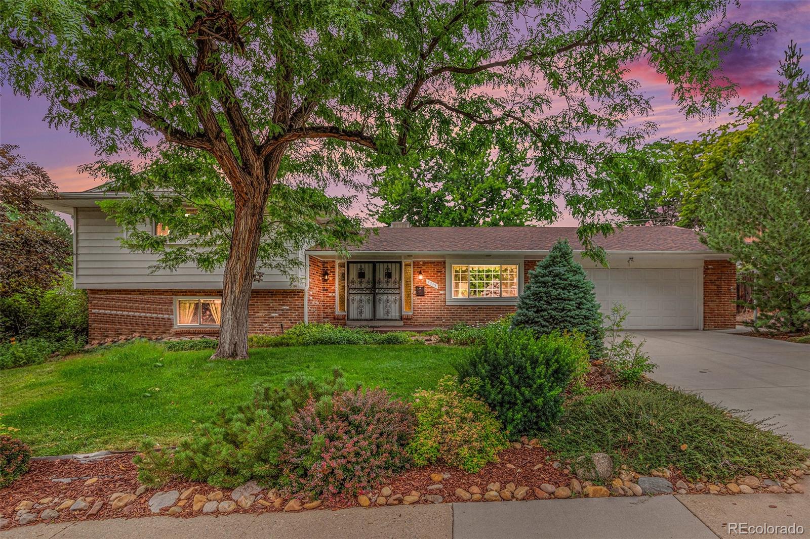 2719 S Eaton Way Denver CO 80227