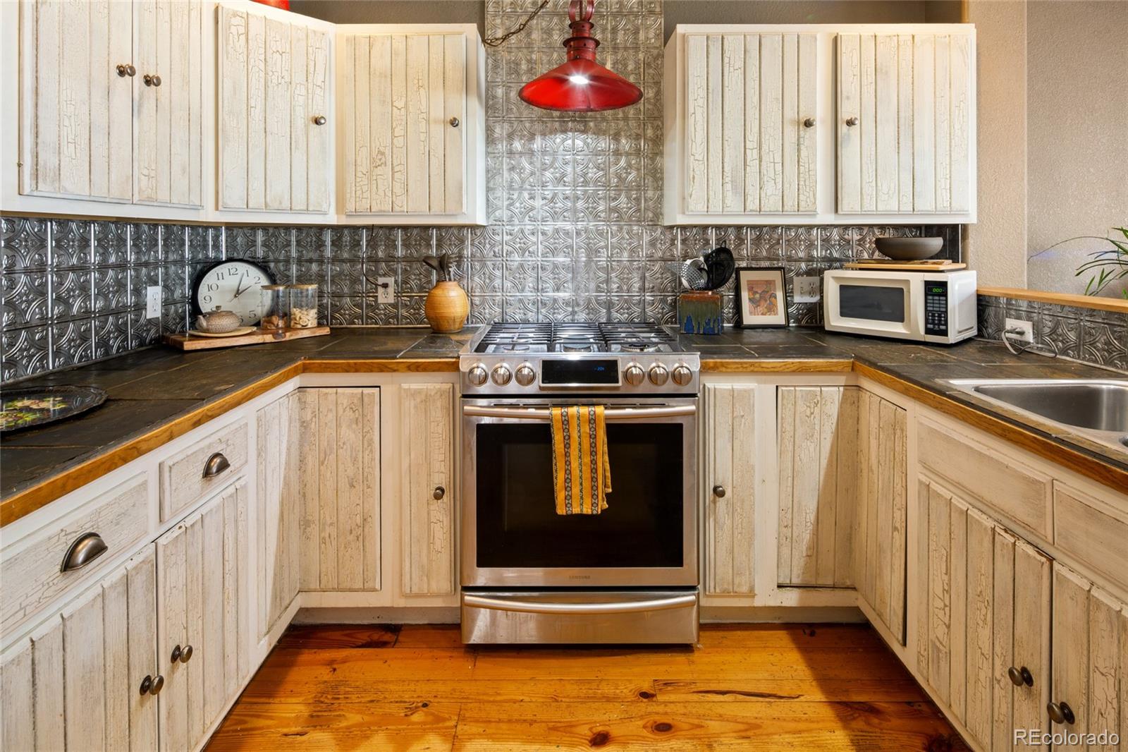 400 W Galena Crestone CO 81131