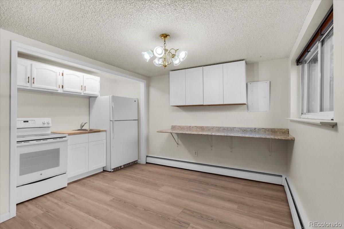 1685 S Kenton Way Aurora CO 80012