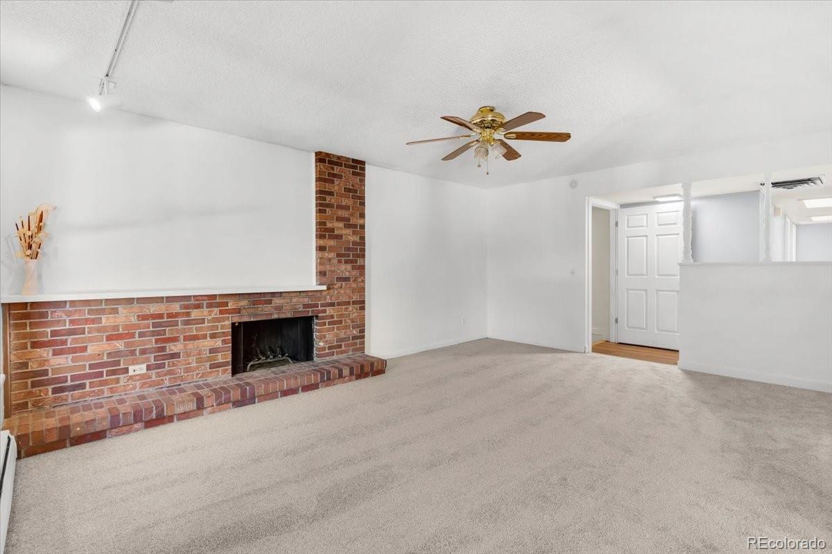 1685 S Kenton Way Aurora CO 80012