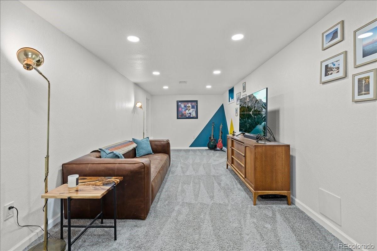 4825 Bryant Street Denver CO 80221