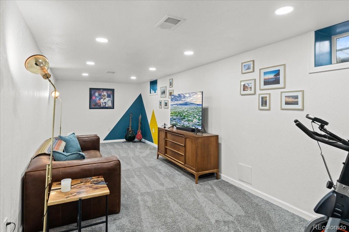 4825 Bryant Street Denver CO 80221