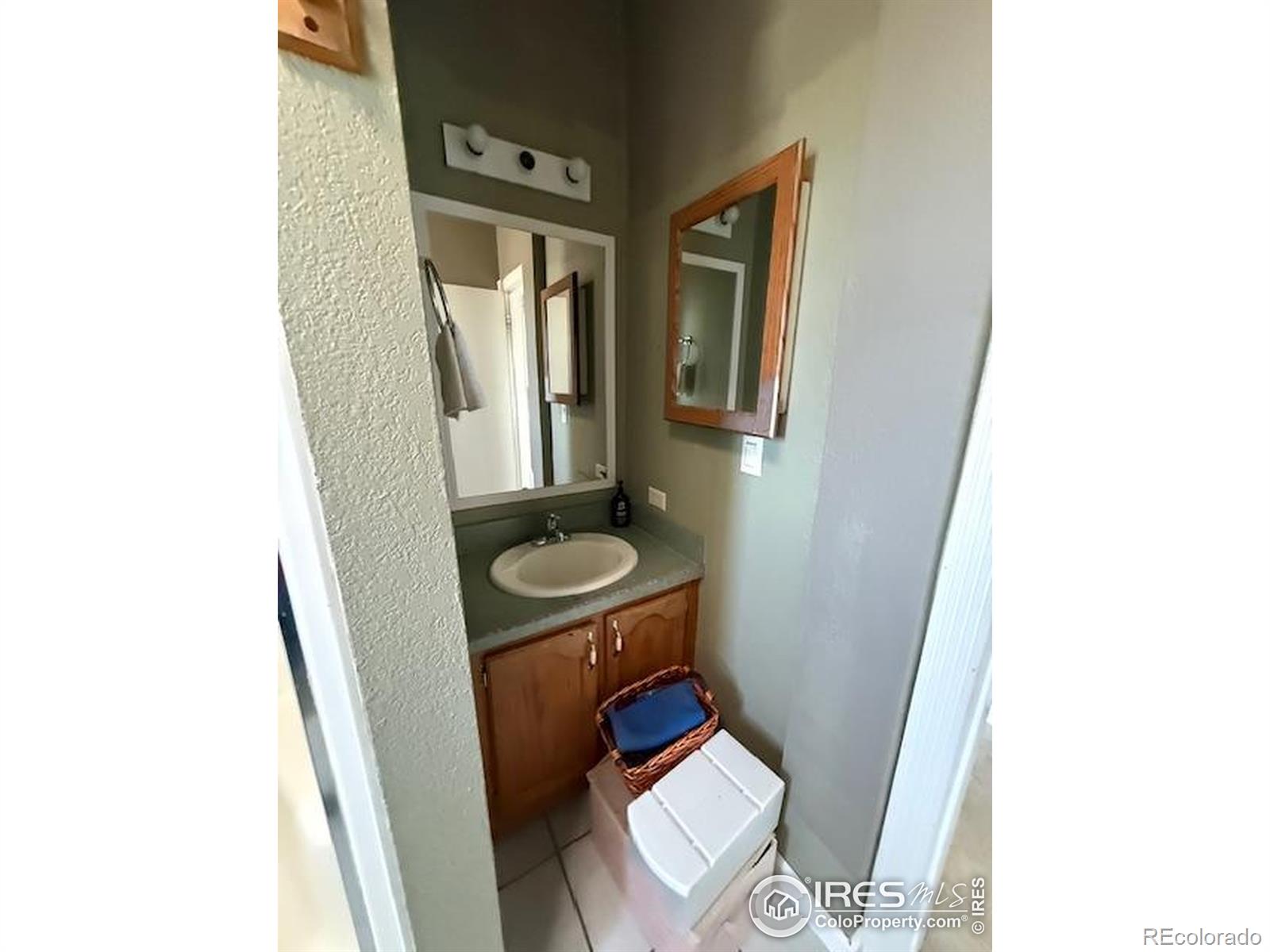1049 Hewlett Gulch Road Livermore CO 80536