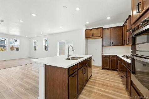 3297 N Duquesne Way Aurora CO 80019