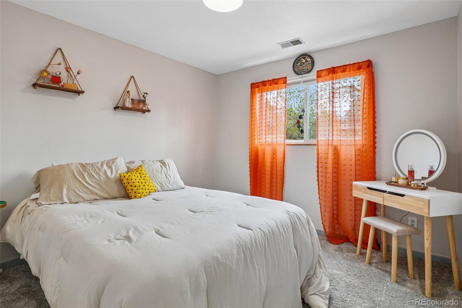 956 Mountain View Drive Castle Rock CO 80104