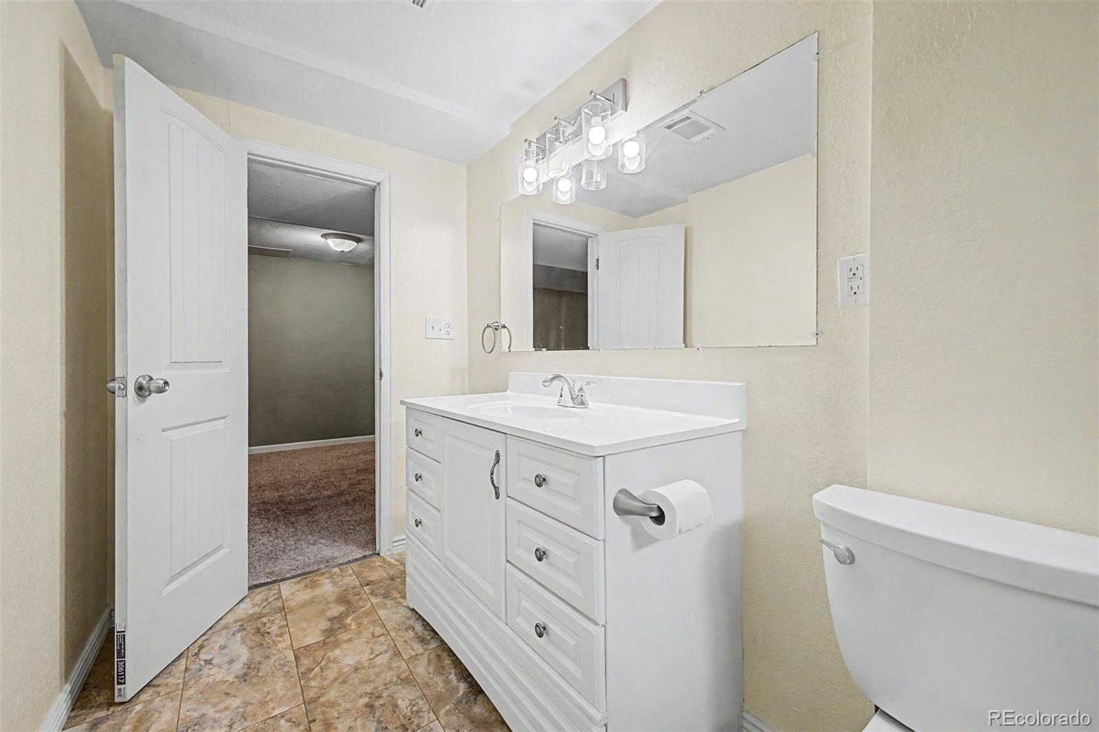 5205 W 86th Avenue Arvada CO 80003