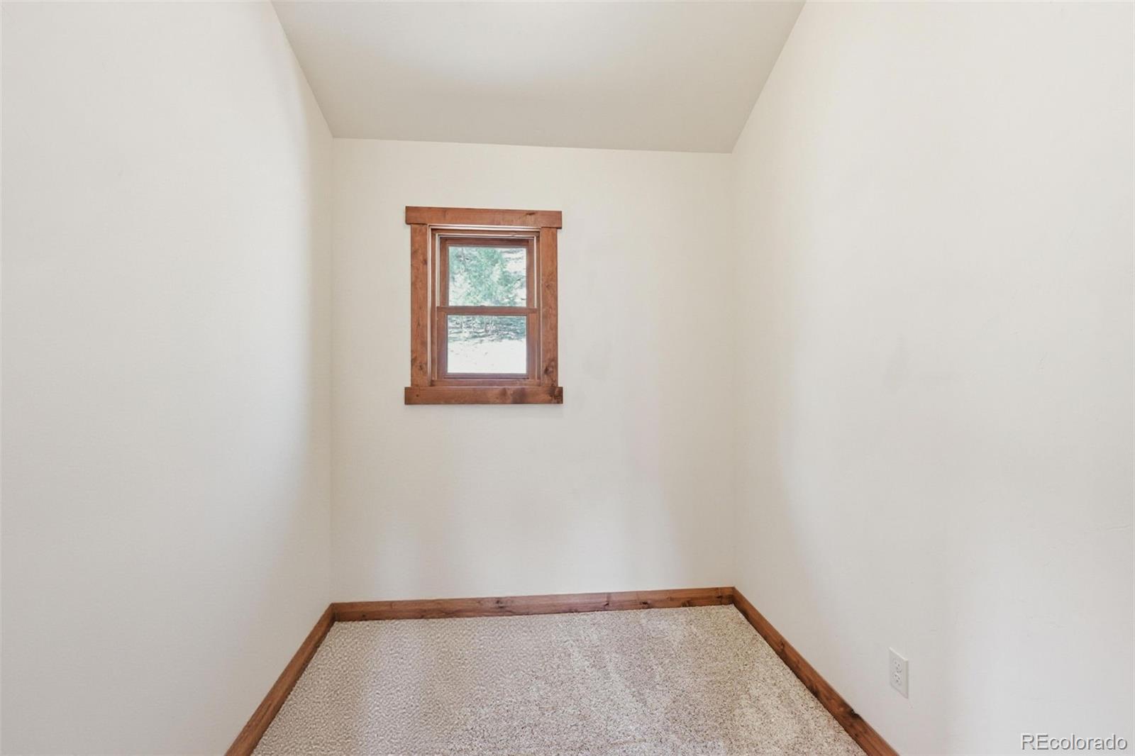 89 Ranch View Florissant CO 80816