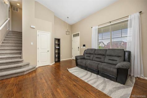 123 N Jamestown Way Aurora CO 80018
