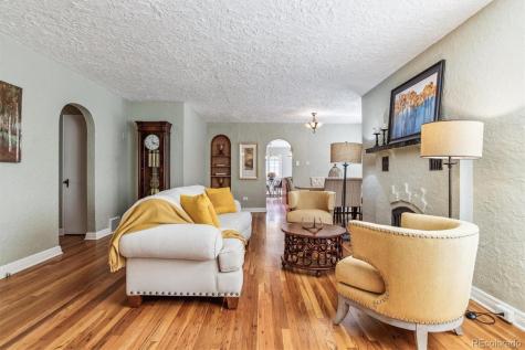 642 Dahlia Street Denver CO 80220