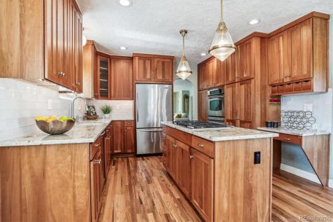 642 Dahlia Street Denver CO 80220