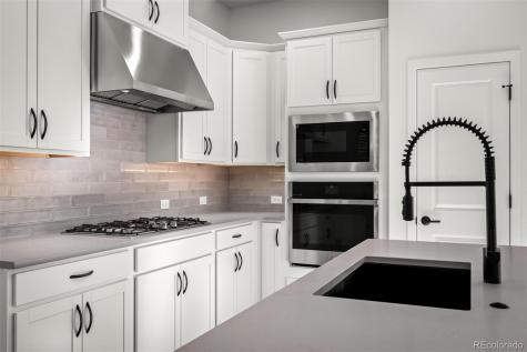 9256 Wolf Valley Drive Colorado Springs CO 80924