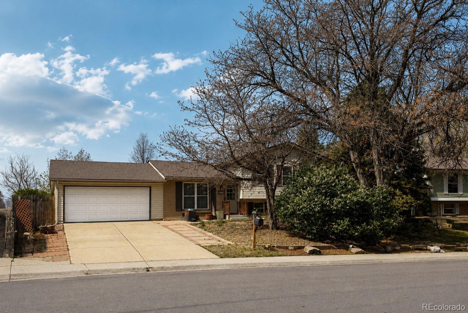 2571 S Kittredge Way Aurora CO 80013